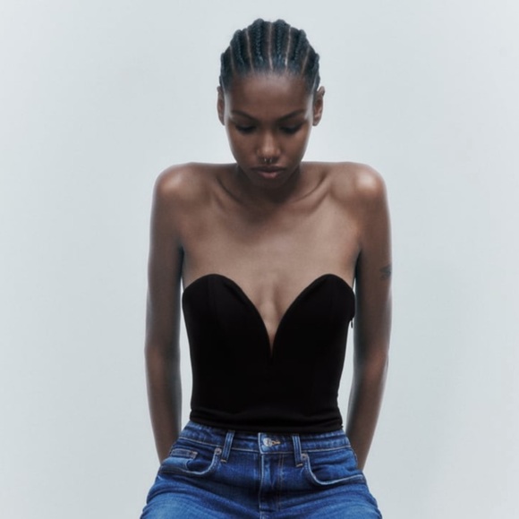 Zara Tops Zara Sweetheart Neckline Bodysuit Poshmark